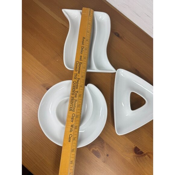 1999 Crate & Barrel White Porcelain Appetizer Oil Dip Dishes 3 Shapes Lot of 3 - Picture 11 of 13